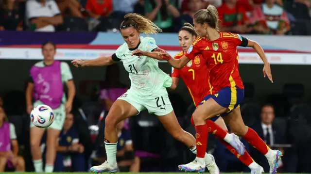 Portugal's Ana Capeta in action with Spain's Laia Aleixandri