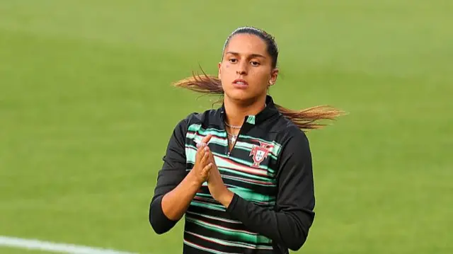 Francisca Nazareth of Portugal applauds during the warm up prior to the UEFA Women's EURO 2025 Group B match between Spain and Portugal at Stadion Wankdorf on July 03, 2025 in Bern, Switzerland.