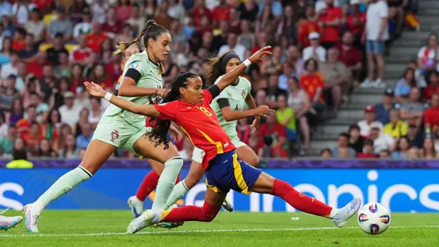 Vicky Lopez of Spain scores her team's second goal during the UEFA Women's EURO 2025 Group B match between Spain and Portugal at Stadion Wankdorf on July 03, 2025 in Bern, Switzerland.