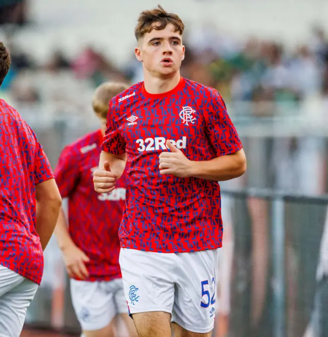 Findlay Curtis warming up for Rangers