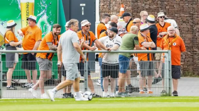 Dundee United supporters
