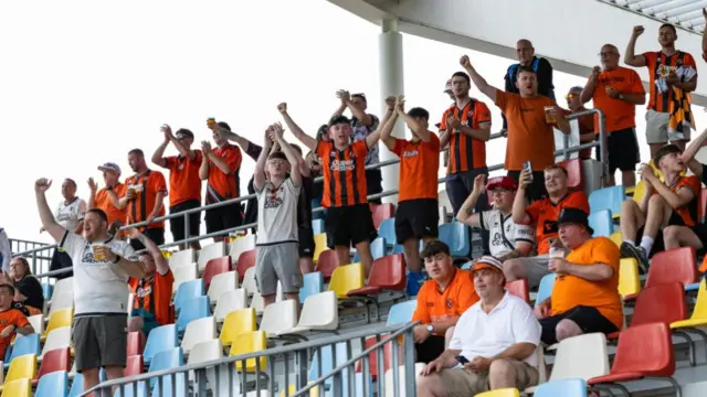Dundee United supporters