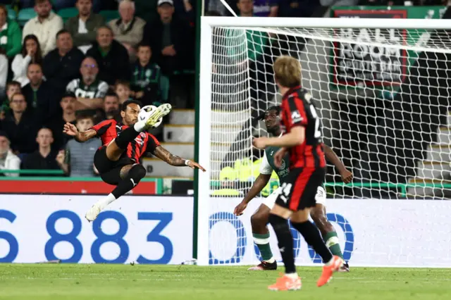FT: Hibernian 1-2 Midtjylland (2-3)