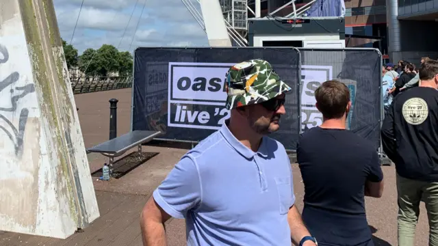 Oasis fans in Cardiff