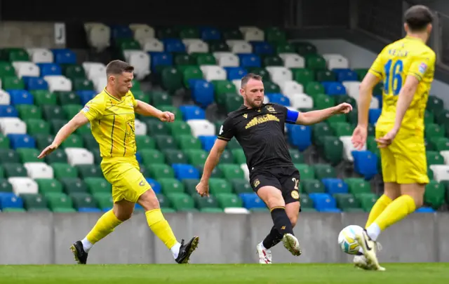 Jamie Mulgrew in action for Linfield