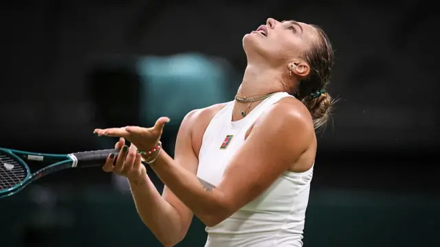 Aryna Sabalenka reacts