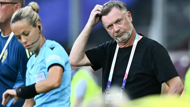 Sweden's head coach Peter Gerhardsson (R) gestures during the UEFA Women's Euro 2025 Group C football match between Denmark and Sweden