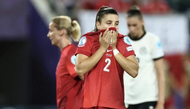 Poland's Martyna Wiankowska reacts