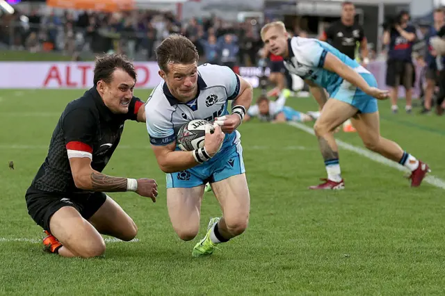 George Horne scores a try