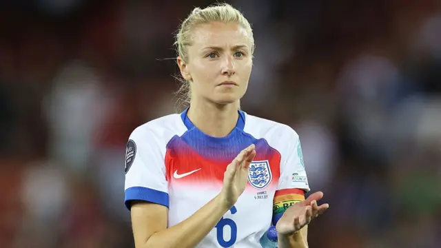 Leah Williamson of England acknowledges the fans after the teams defeat in the UEFA Women's EURO 2025 Group D match between France and England at Stadion Letzigrund