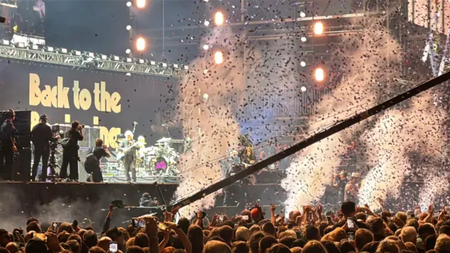End of Black Sabbath - confetti cannons going off