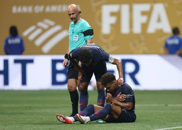 Desire Doue picks up an injury for PSG