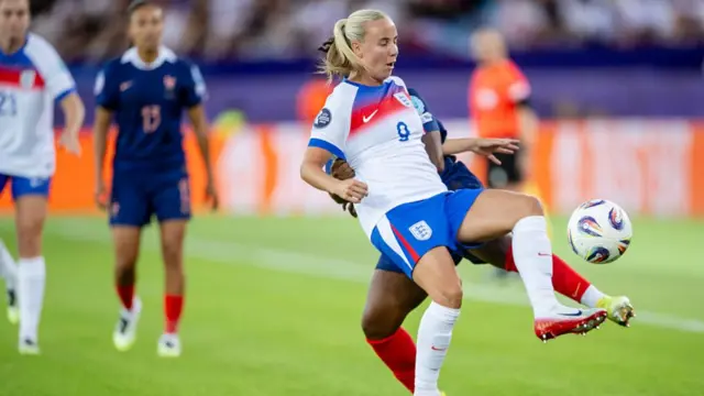 Beth Mead of England Women during the EURO Women match between France Women v England Women at the Stadium Letzigrund