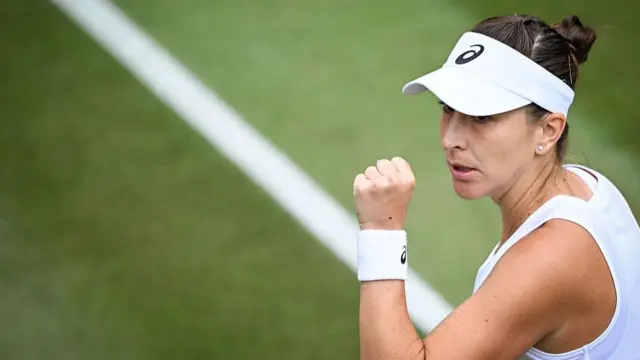 Belinda Bencic celebrates winning