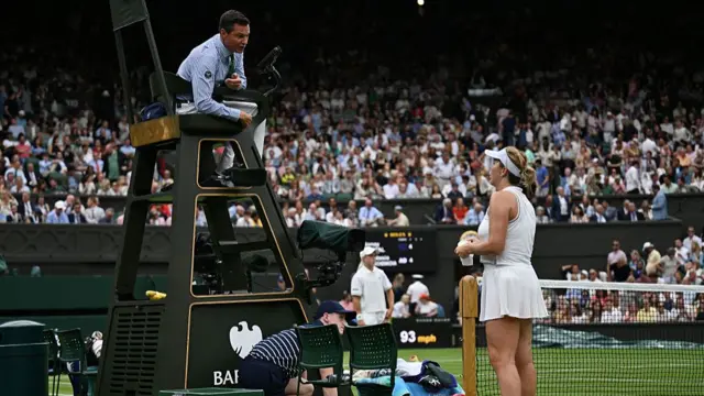Anastasia Pavlyuchenkova speaks to the umpire