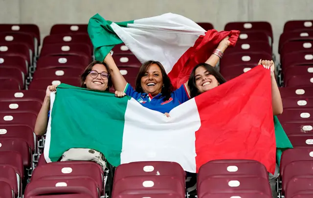 Italy fans