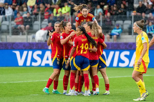 Spain players celebrate
