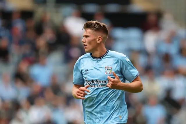 Viktor Gyokeres in a Coventry kit