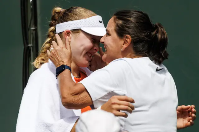 Mirra Andreeva hugs Conchita Martinez