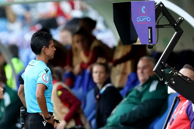 Referee Catarina Campos checks the VAR screen