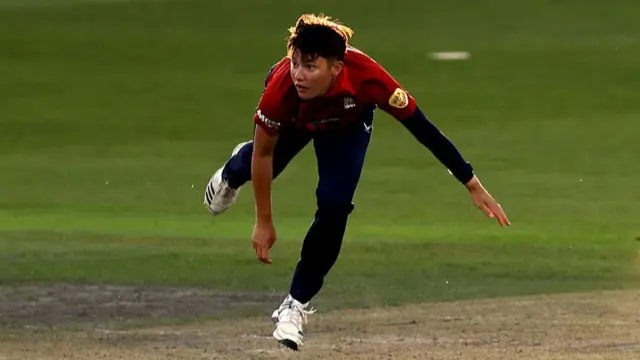 Issy Wong of England bowls