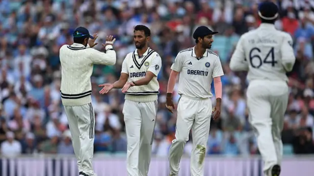 Prasidh Krishna celebrates the wicket of Gus Atkinson.