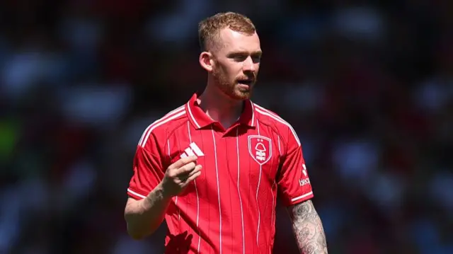 Lewis O'Brien in action for Nottingham Forest