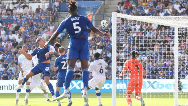 Leicester City miss chance