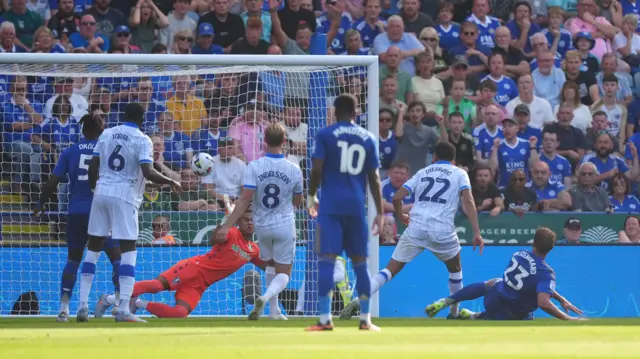Jannick Vestergaard scores
