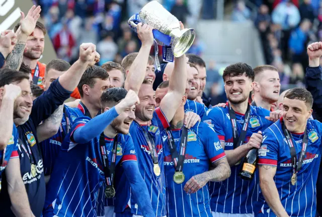 Linfield celebrate their 2024-25 league title