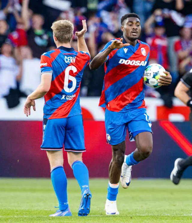 Viktoria Plzen 1-0 Rangers (1-3)