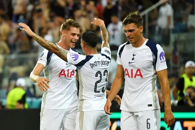Van de ven and teammates celebrate