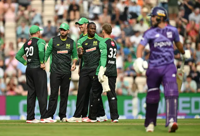 Jofra Archer of Southern Brave celebrates with team mate Laurie Evans