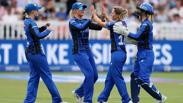 London Spirit celebrate taking the wicket of Nat Wraith.