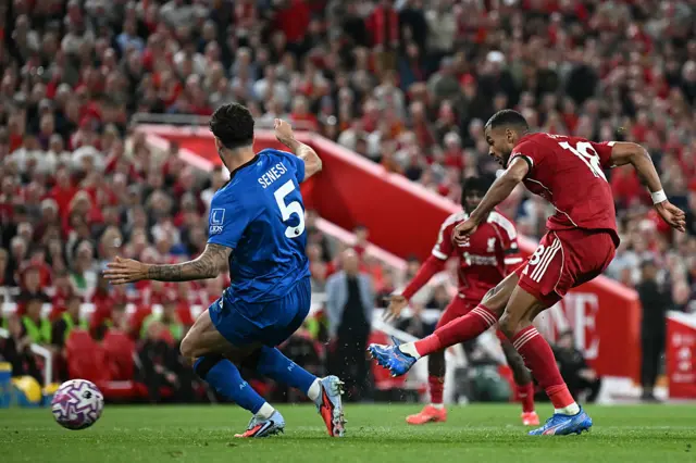 Gakpo passes the ball into the back of the net