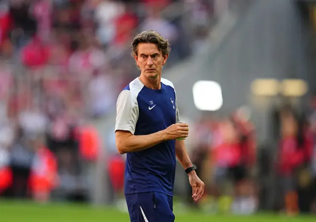 Thomas Frank (Tottenham Hotspur) looks on