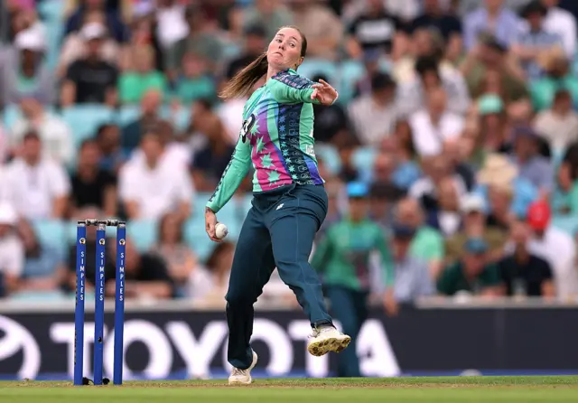 Amanda-Jade Wellington of Oval Invincibles bowls