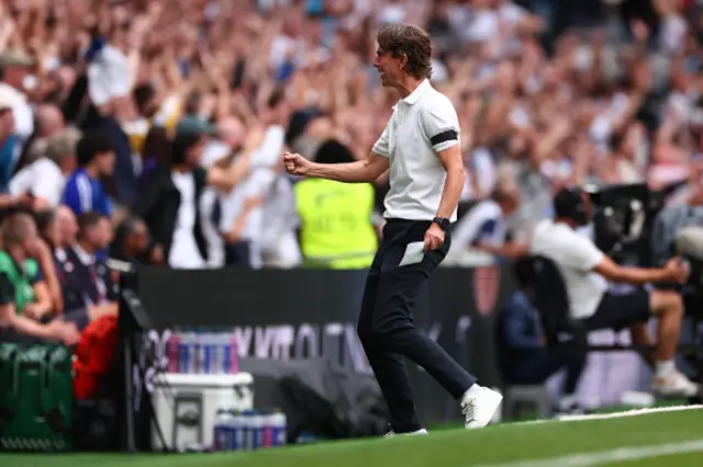 Tottenham Hotspur Manager Thomas Frank celebrates