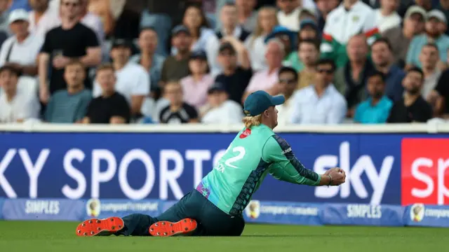 Jordan Cox of Oval Invincibles takes the catch to dismiss Steve Smith