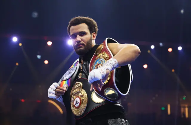 Moses Itauma with heavyweight titles