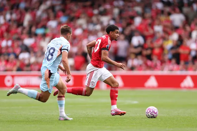 Morgan Gibbs-White of Nottingham Forest runs with the ball