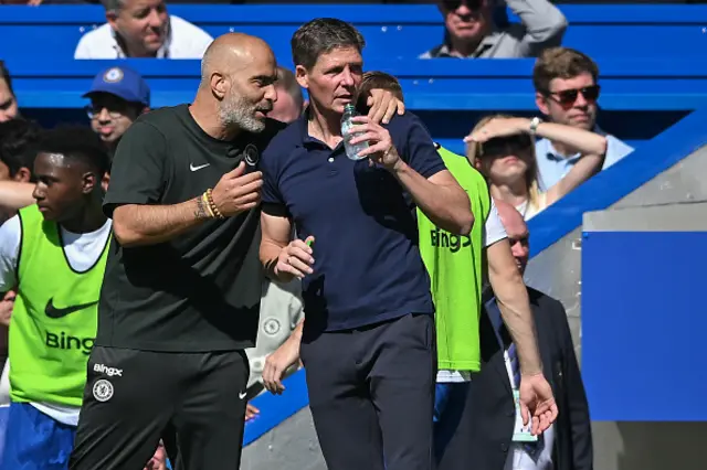 Enzo Maresca manager of Chelsea and Oliver Glasner