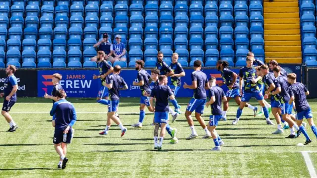 Kilmarnock players warming up
