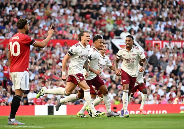 Riccardo Calafiori of Arsenal celebrates