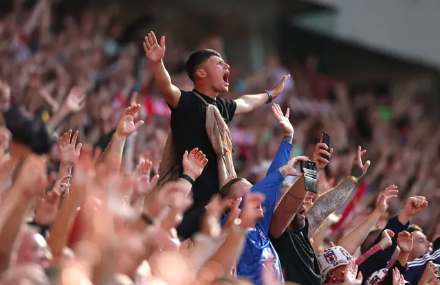 Sunderland fans celebrating