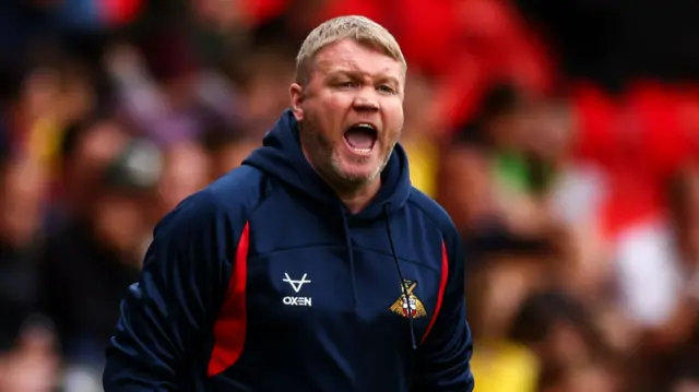 Grant McCann shouts at his Doncaster players