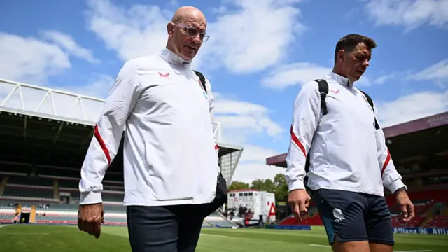 Players and coaches before England vs Spain (15:00 BST)