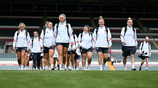 Players and coaches before England vs Spain (15:00 BST)
