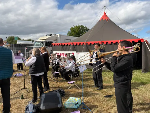 Band pres Llandudno