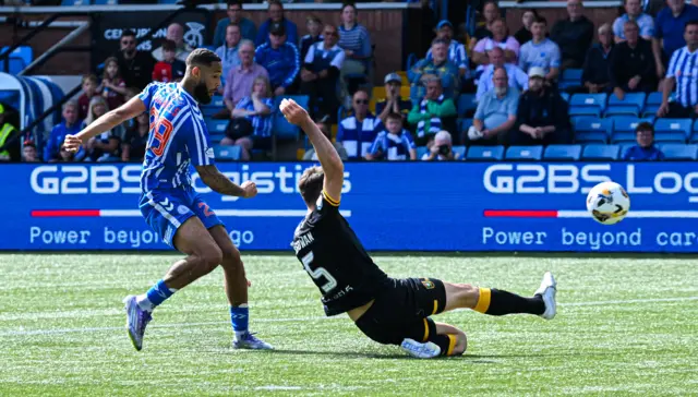 Djenairo Daniels scores on his Premiership debut